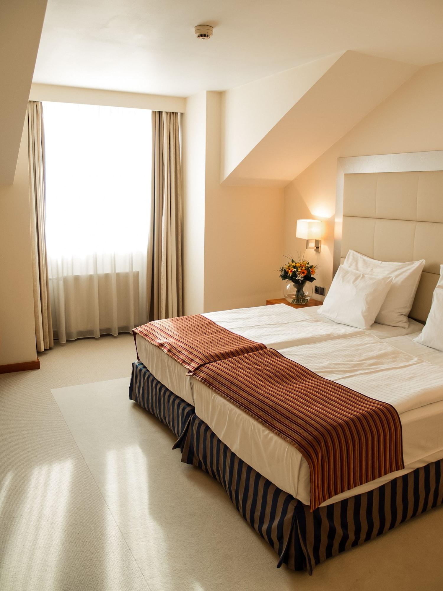 Design Merrion Hotel Praga Exterior foto