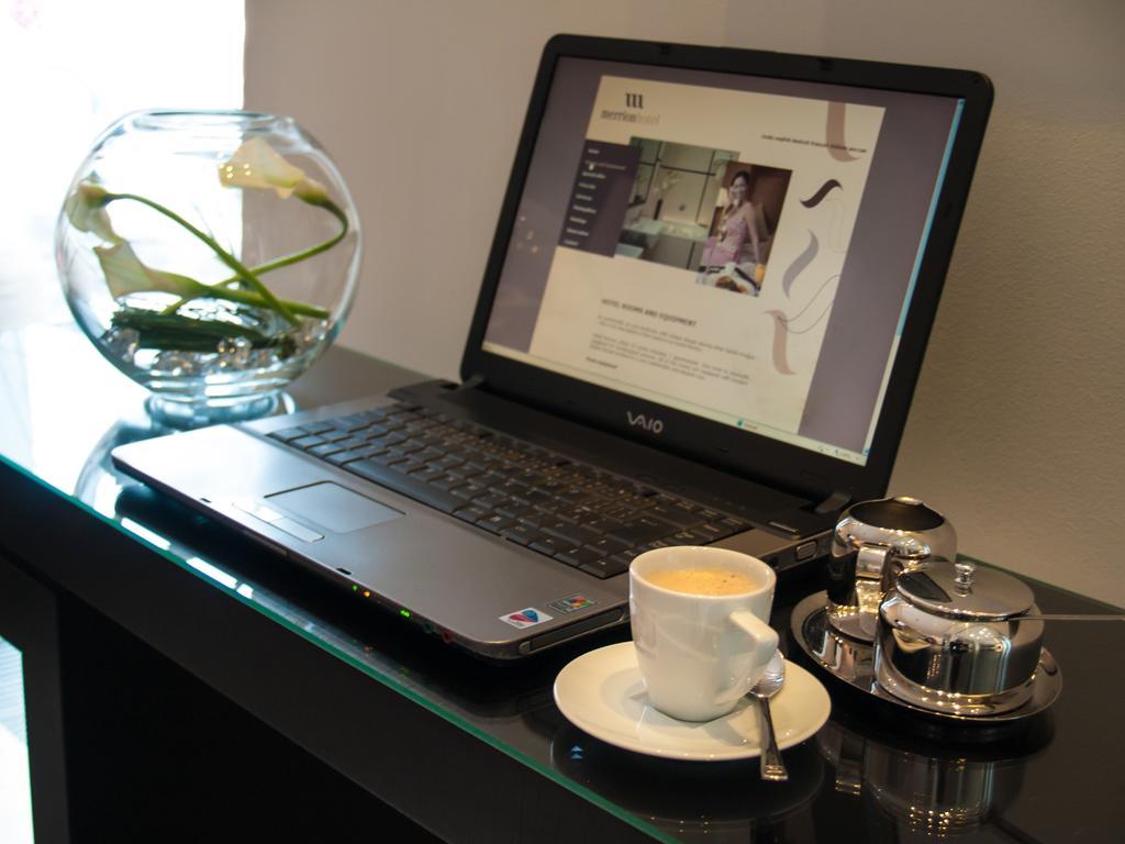 Design Merrion Hotel Praga Exterior foto